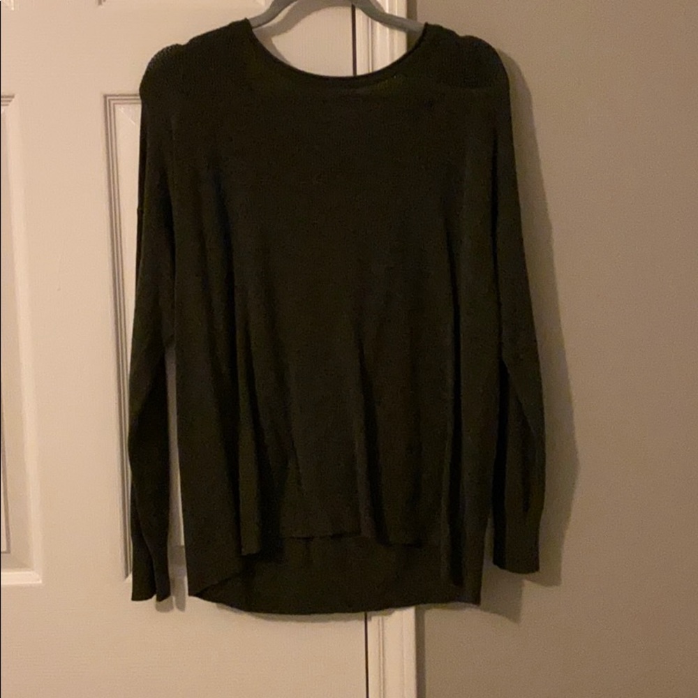 Lightweight sweater